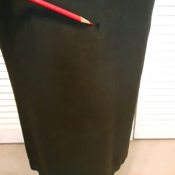 Worthington Linen Dress with Abalone Shell Buttons - Picture 9 of 16